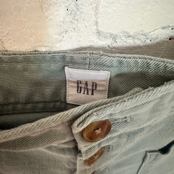 GAP Sage Utility Shorts, Button-Fly High-Rise, Size 16 - Picture 3 of 6